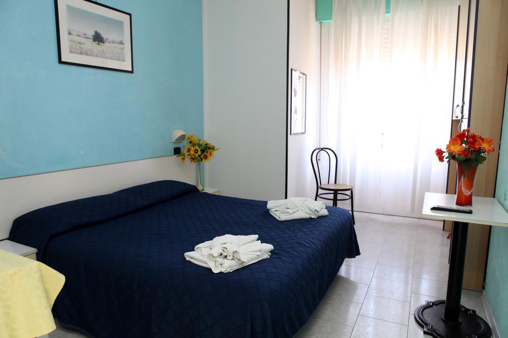 Hotel Saxon Rimini Cameră foto