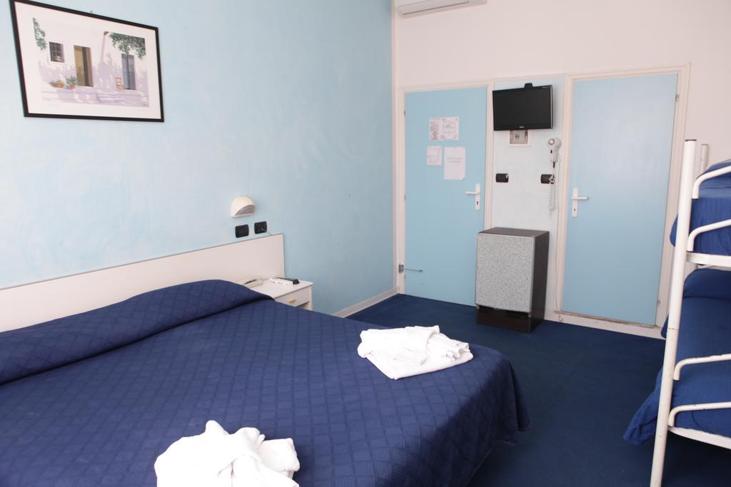 Hotel Saxon Rimini Cameră foto